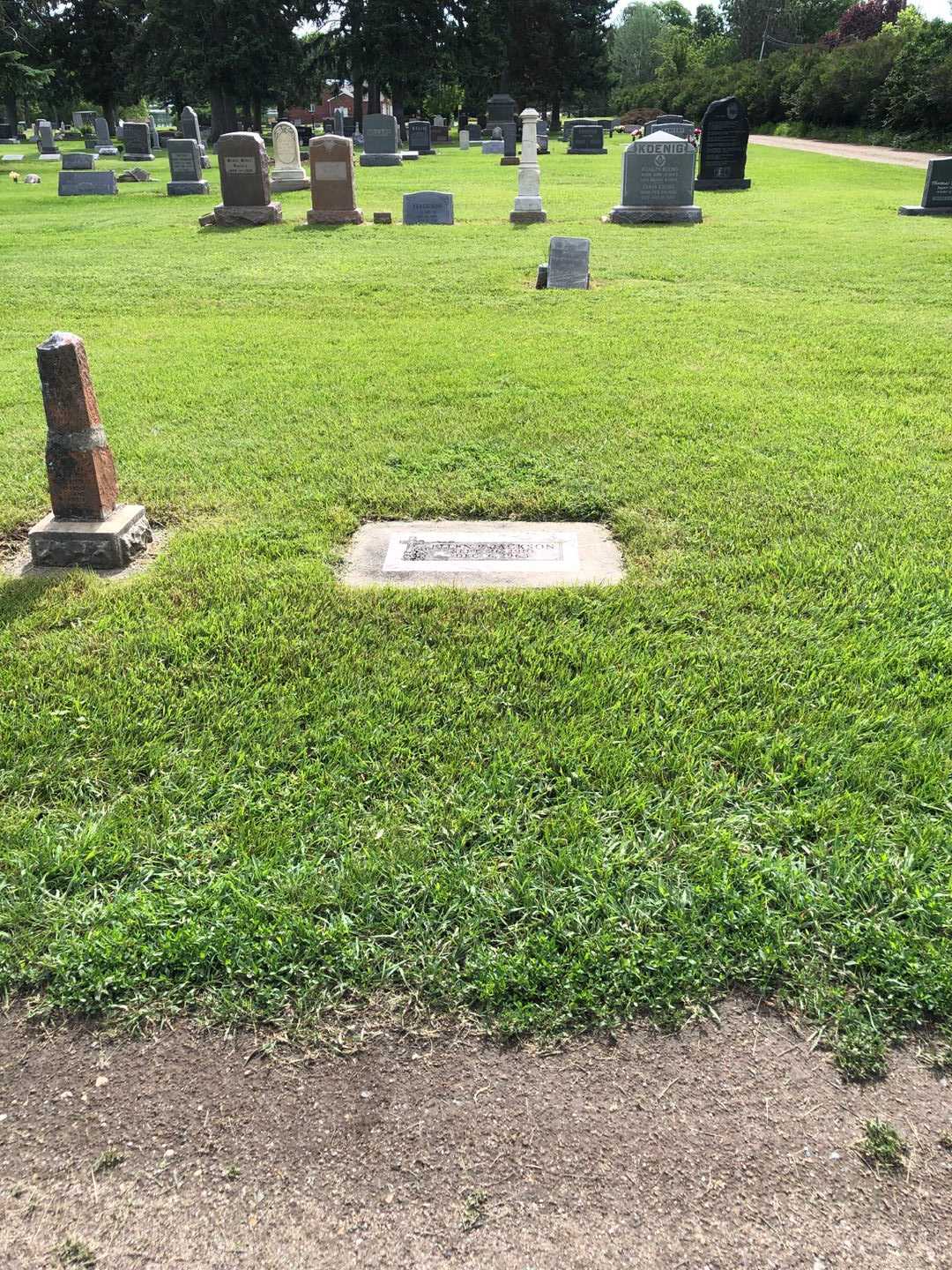 Ellen P. Jackson's grave. Photo 2