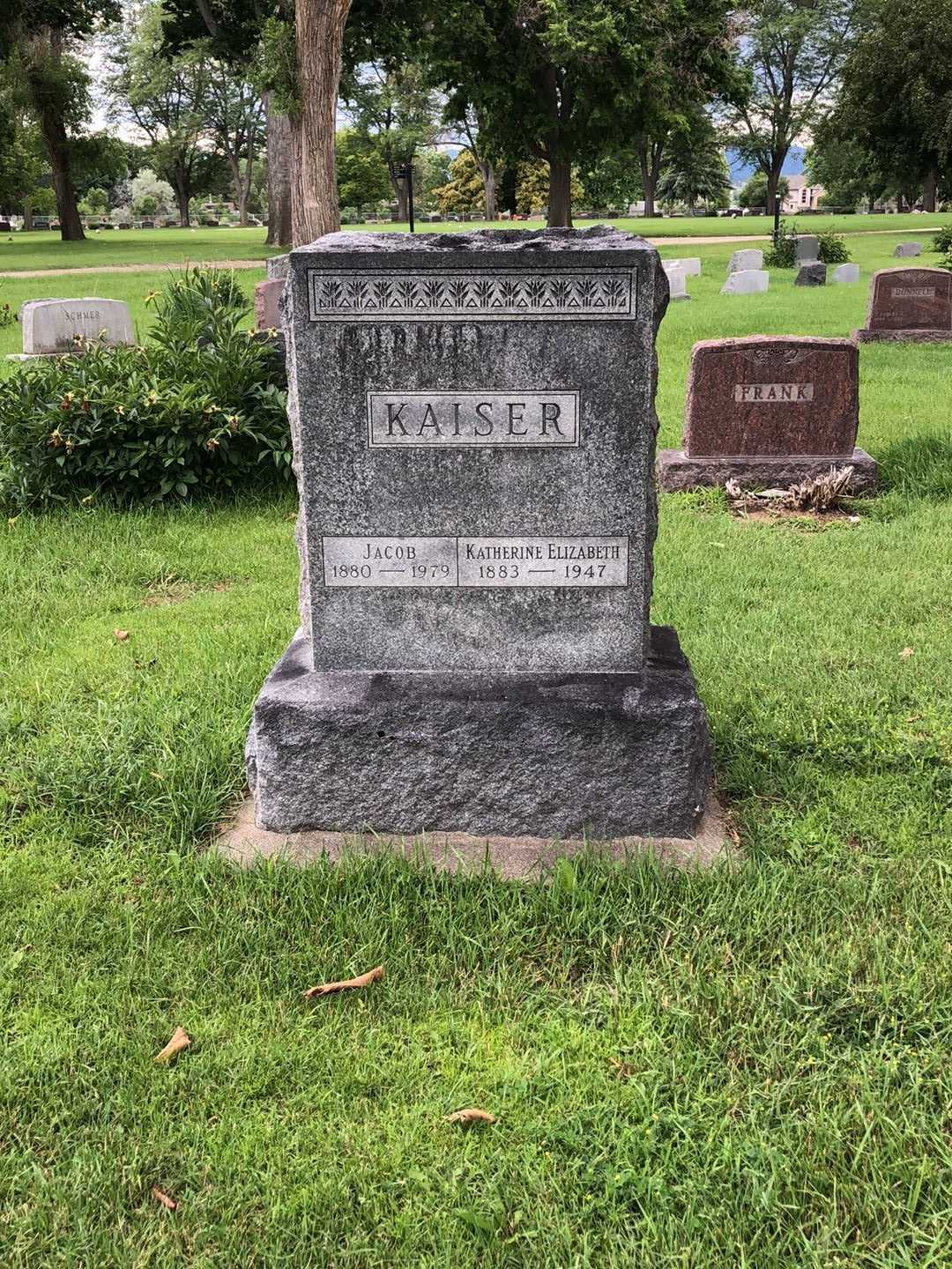 Katherine Elizabeth Kaiser's grave. Photo 2