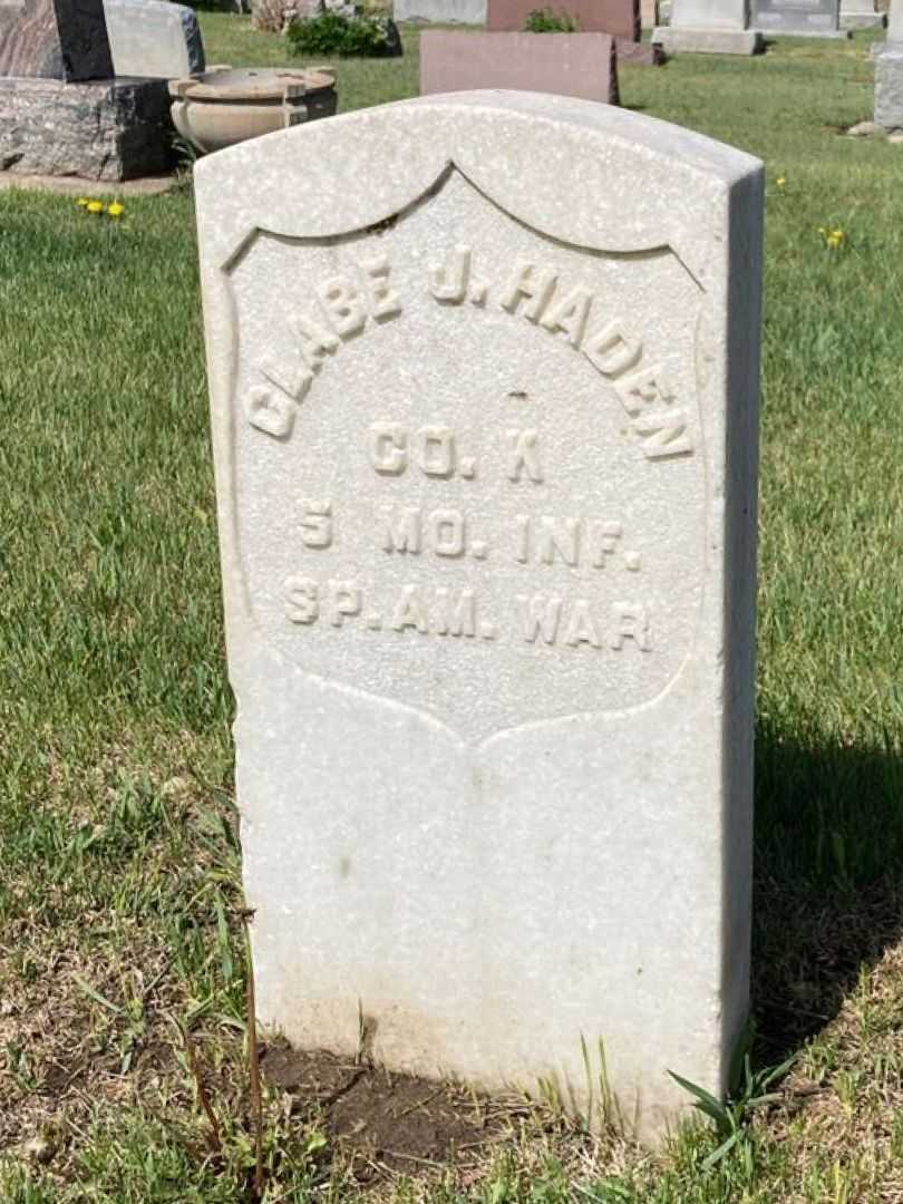 Clairborn Jackson "Clabe" Haden's grave. Photo 1