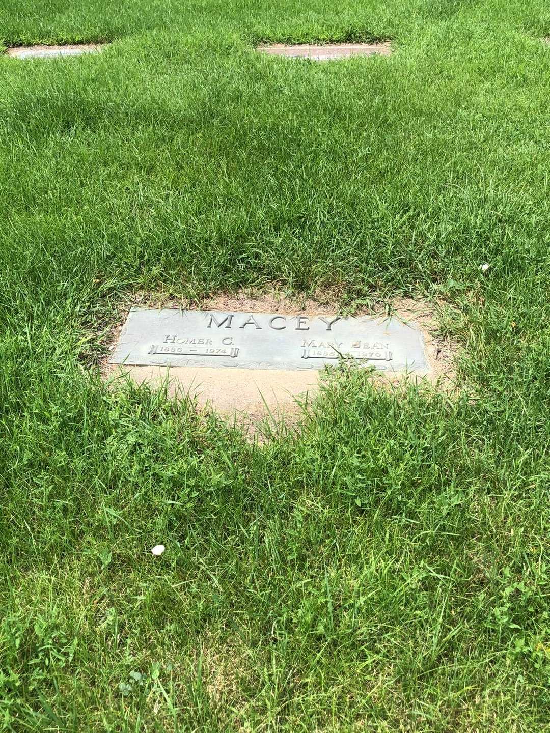 Homer C. Macey's grave. Photo 2