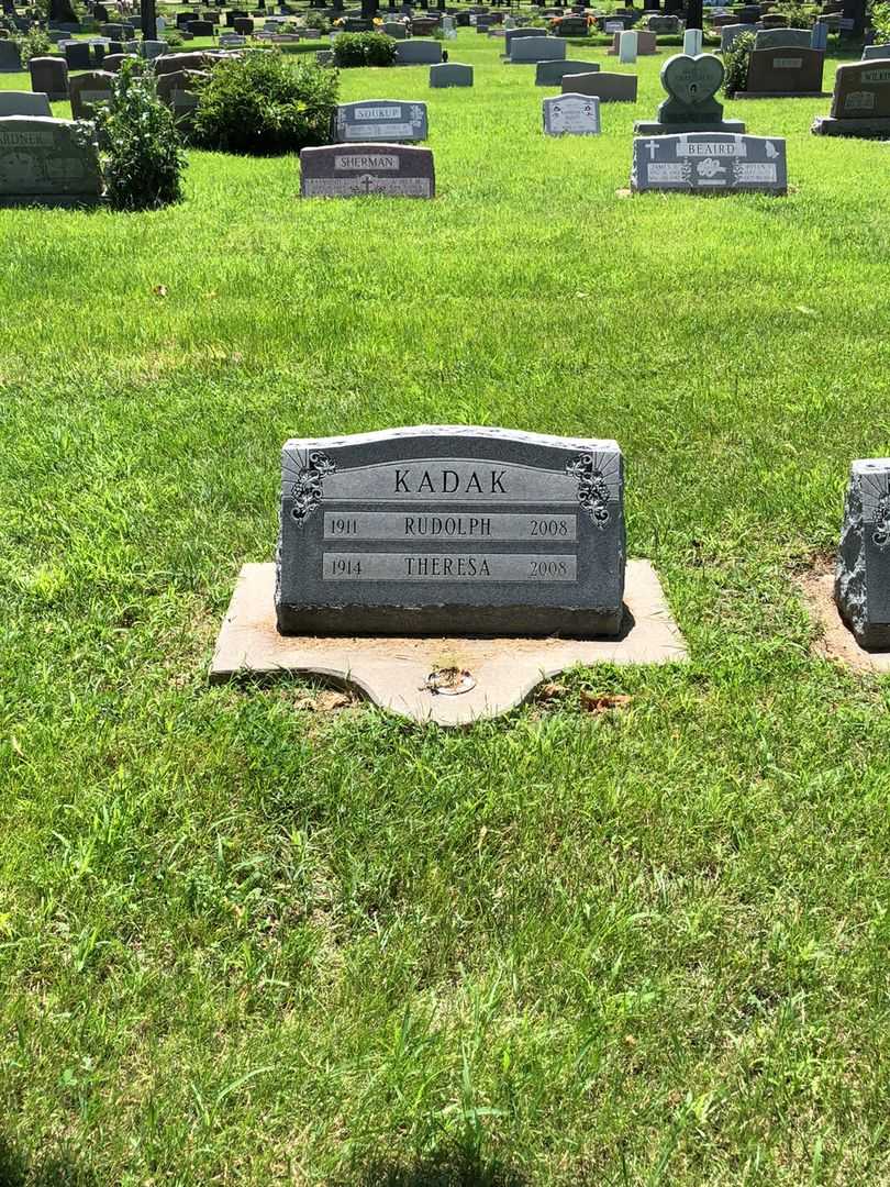 Rudolph John Kadak's grave. Photo 2