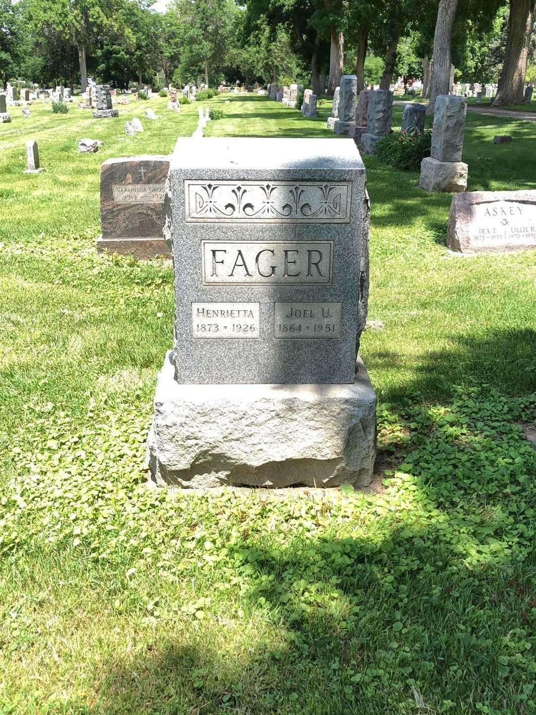 Joel U. Fager's grave. Photo 2