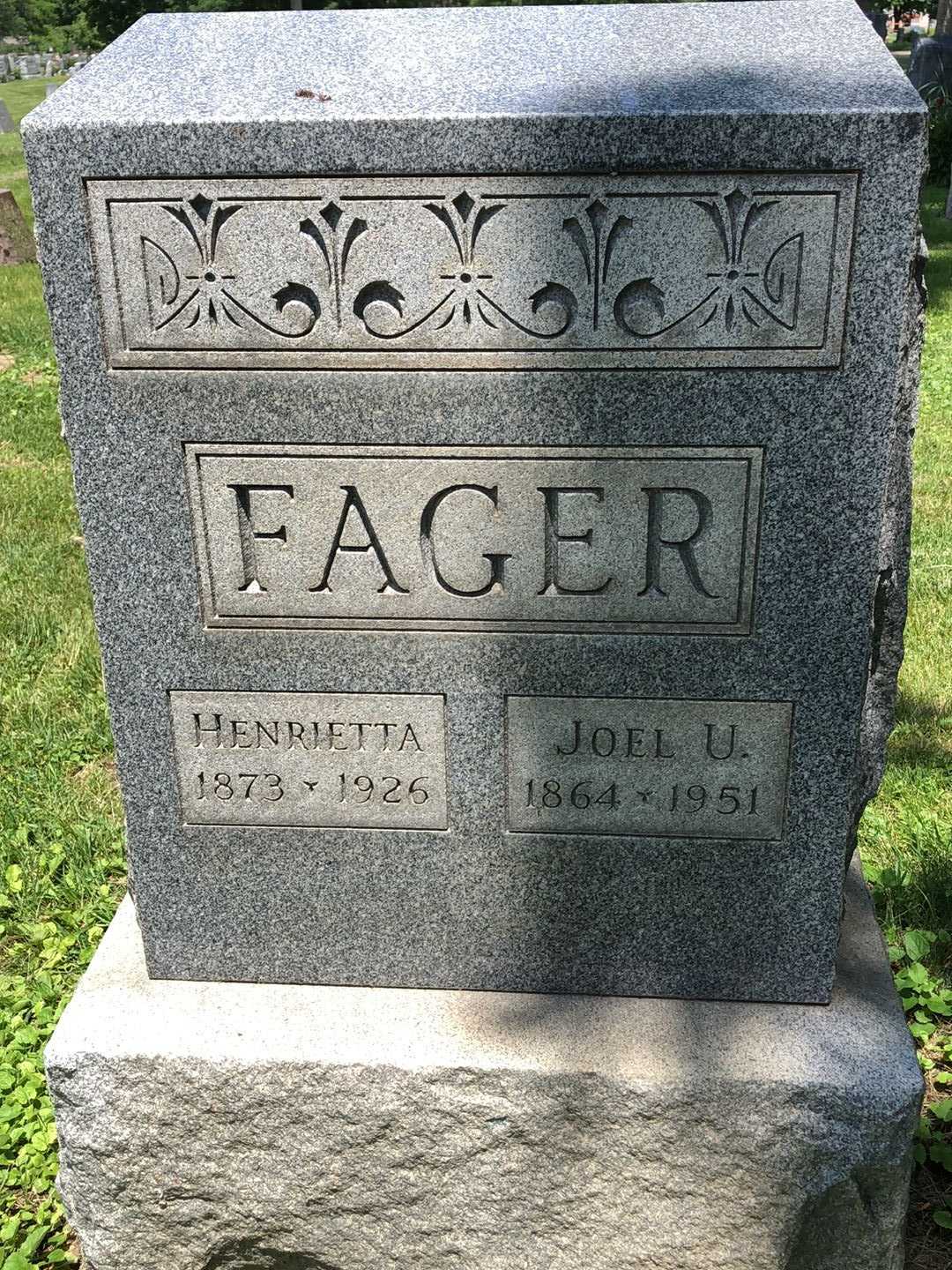 Joel U. Fager's grave. Photo 1