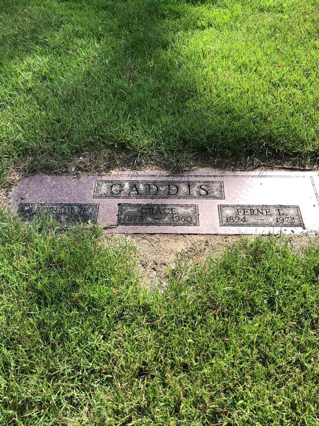 Ferne L. Gaddis's grave. Photo 1