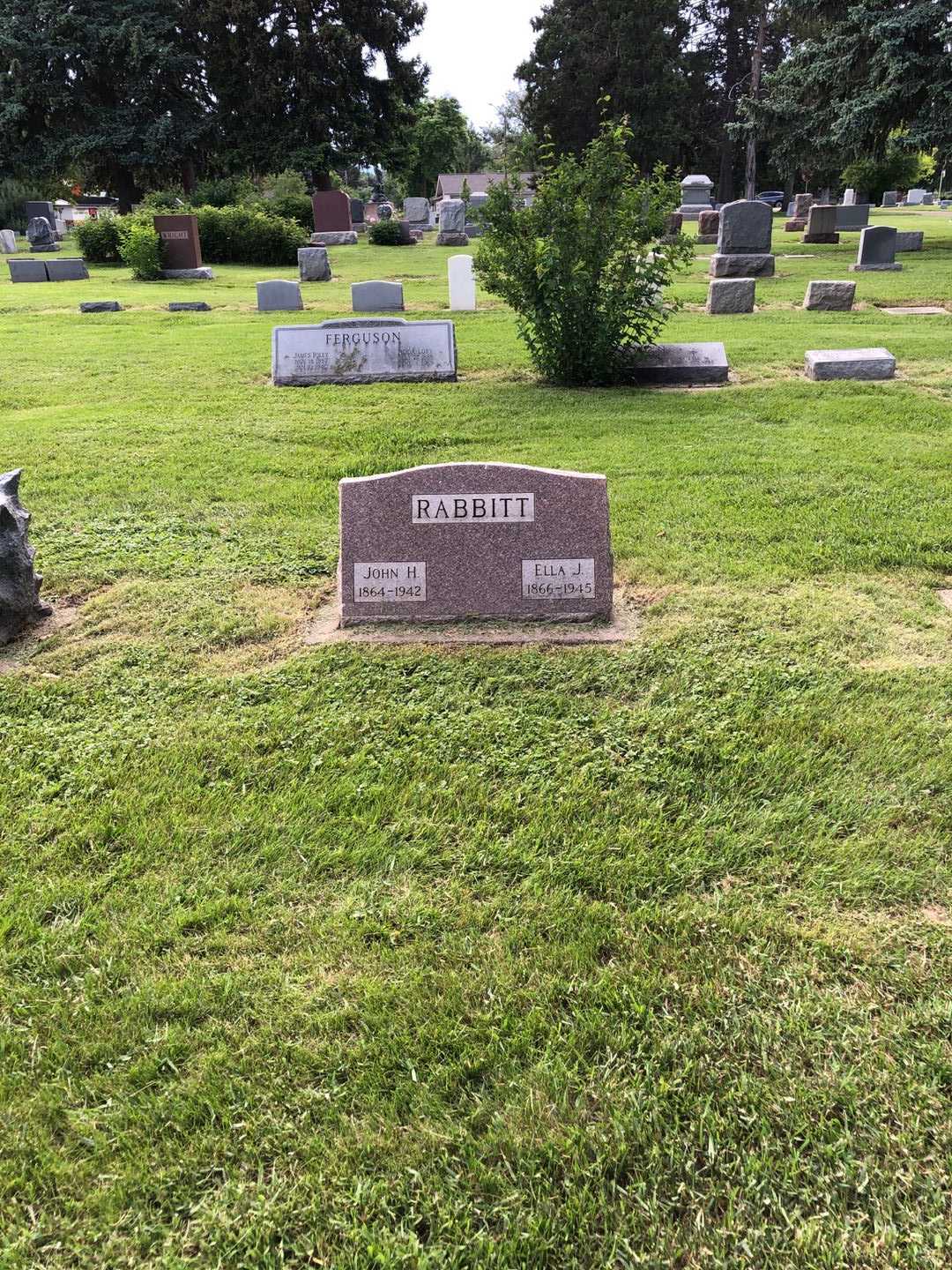 John H. Rabbitt's grave. Photo 2