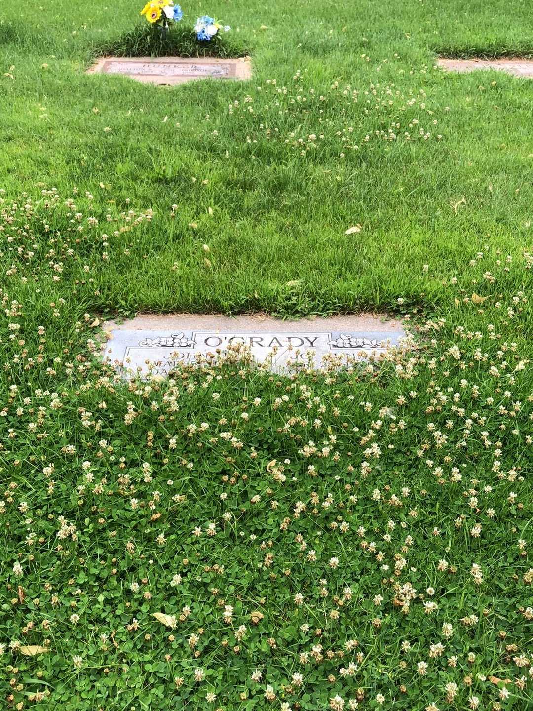 Jo Edna Hunn O'Grady's grave. Photo 2