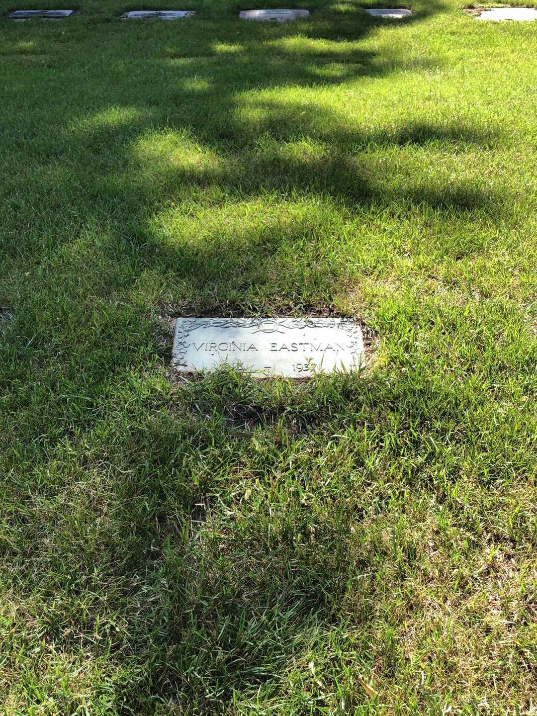 Virginia C. Eastman's grave. Photo 2