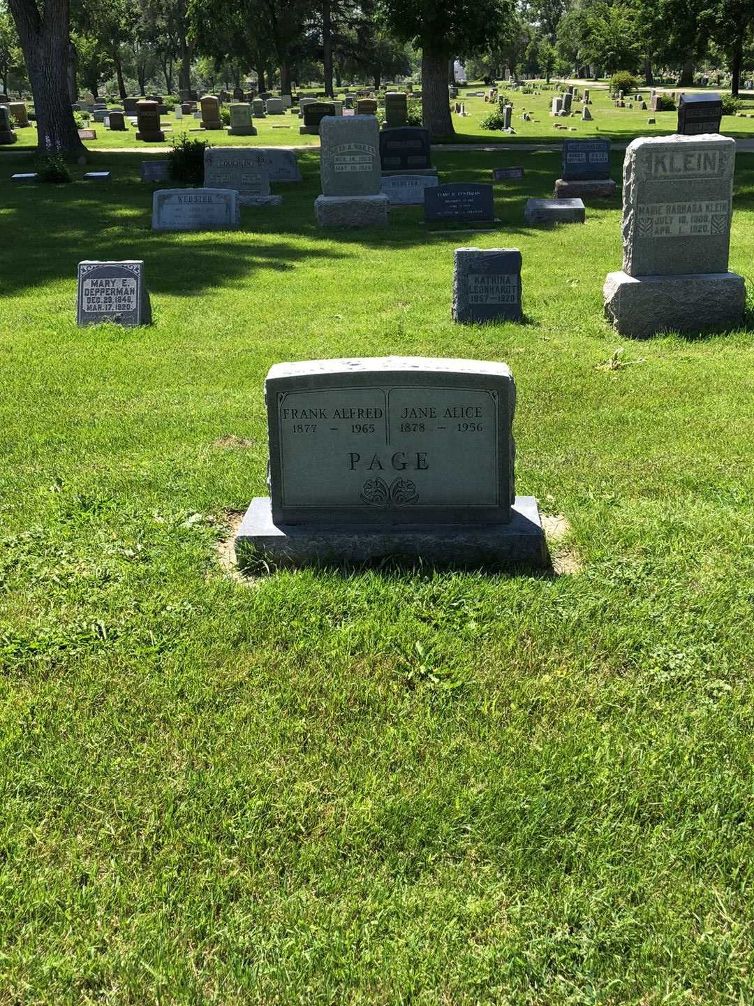 Frank Alfred Page's grave. Photo 2