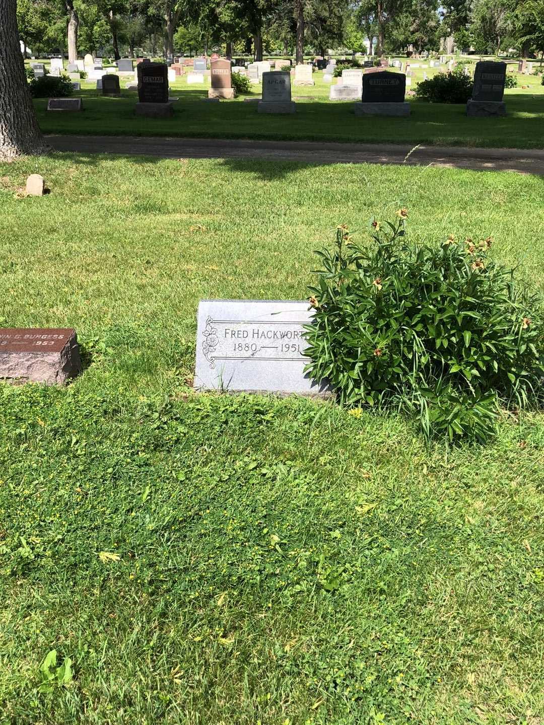 Fred Hackworth's grave. Photo 2