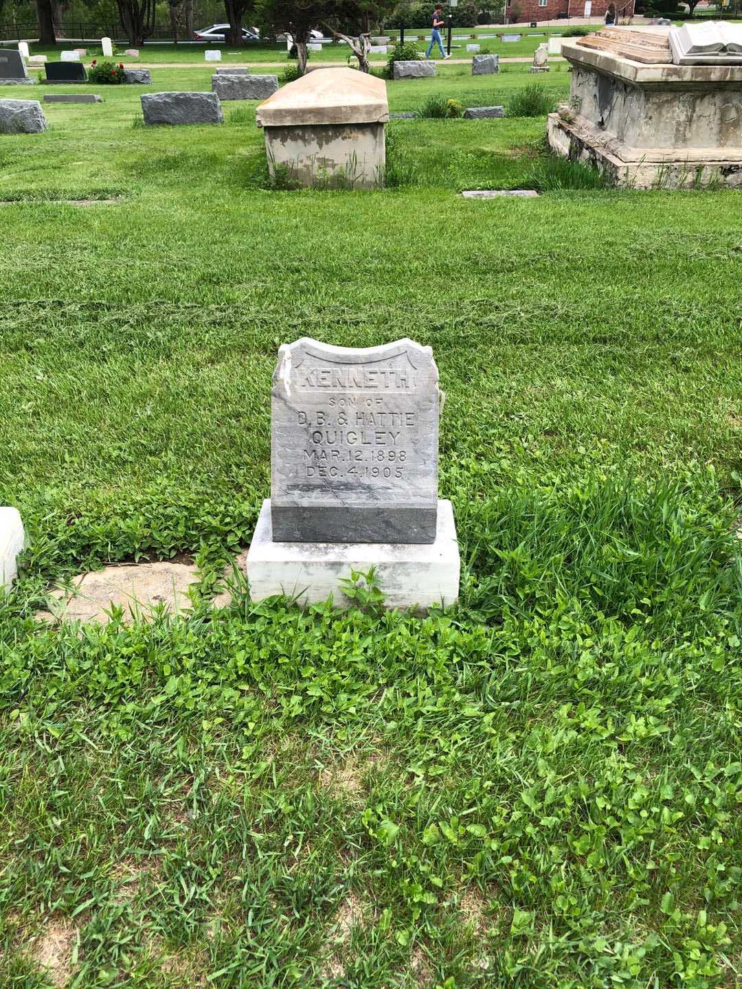 Kenneth Quigley's grave. Photo 2