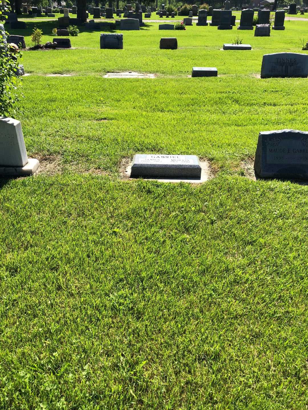 Morris Dudley Gabriel's grave. Photo 1