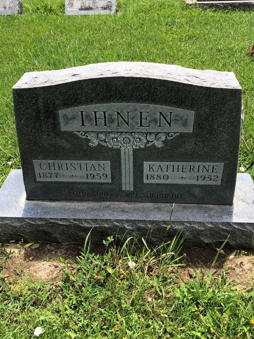 Katherine Ihnen's grave. Photo 1