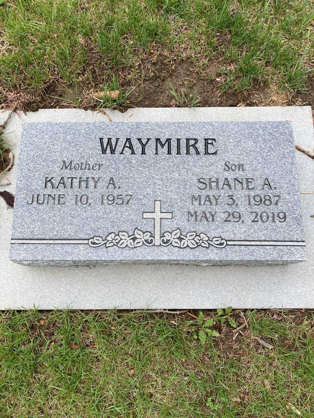 Shane A. Waymire's grave. Photo 7