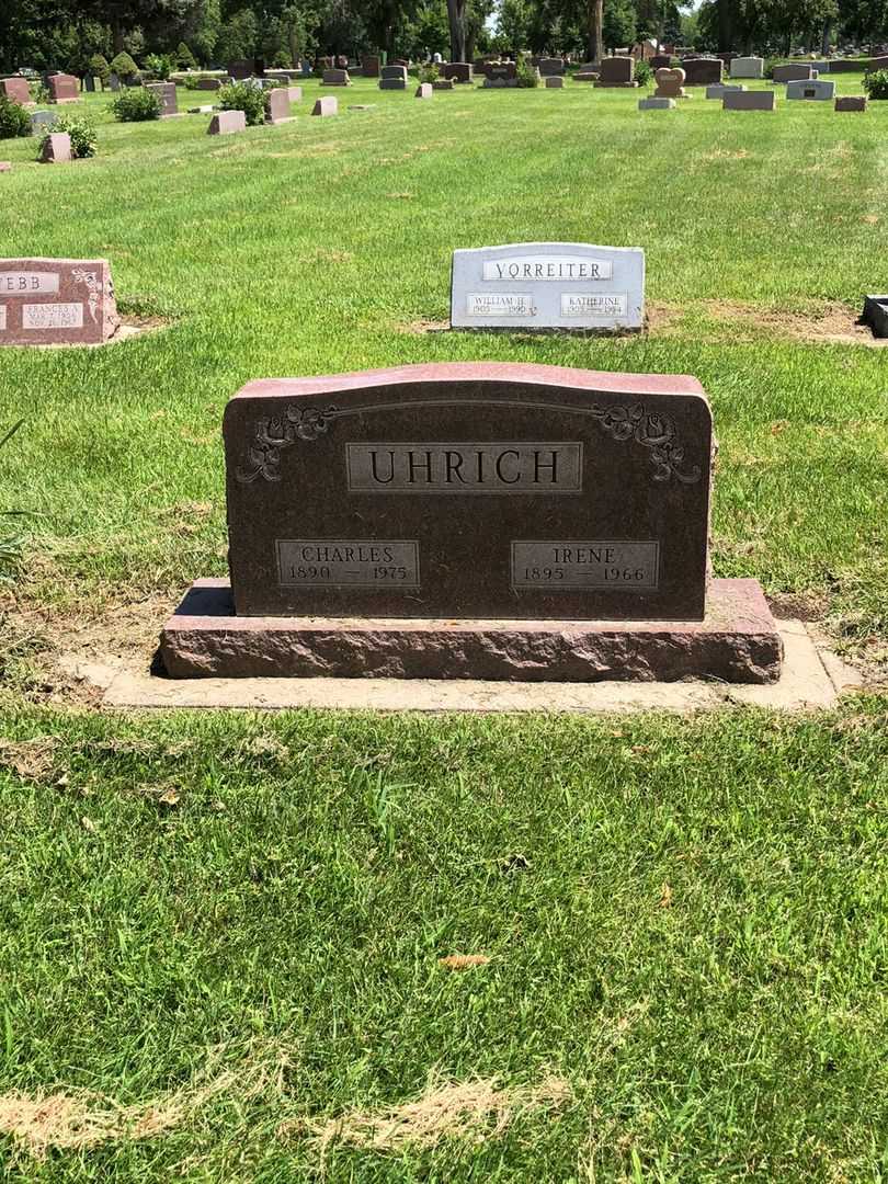 Charles W. Uhrich's grave. Photo 2