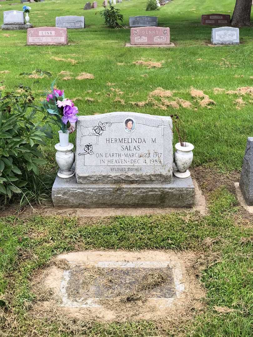 Joseph Anthony Salas's grave. Photo 2