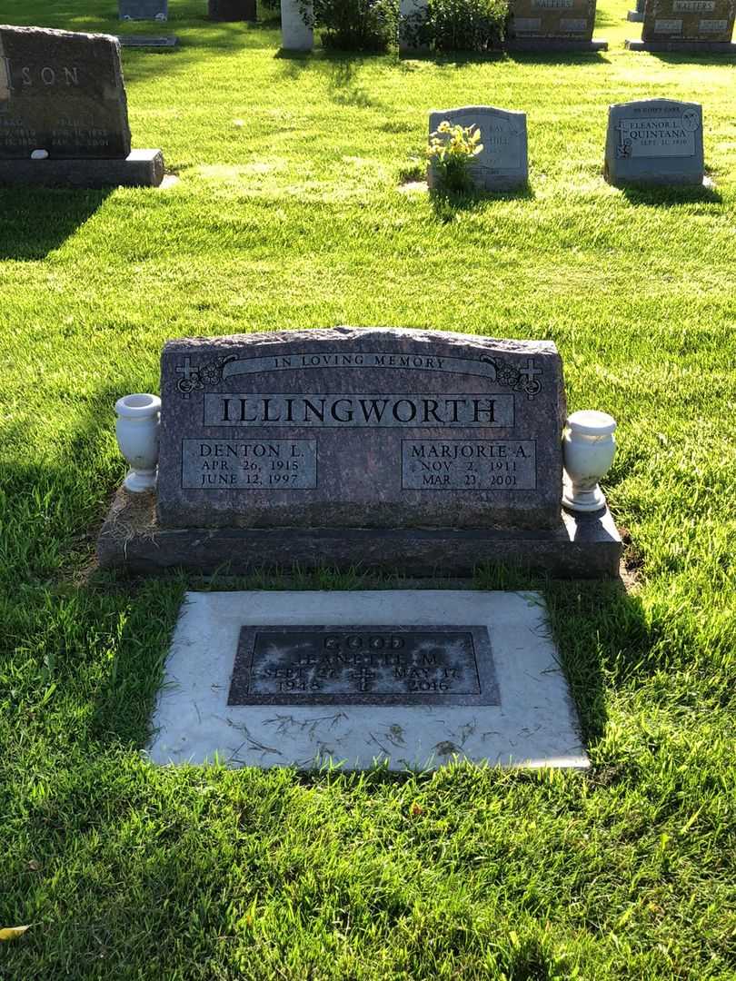 Denton Lloyd Illingworth's grave. Photo 2