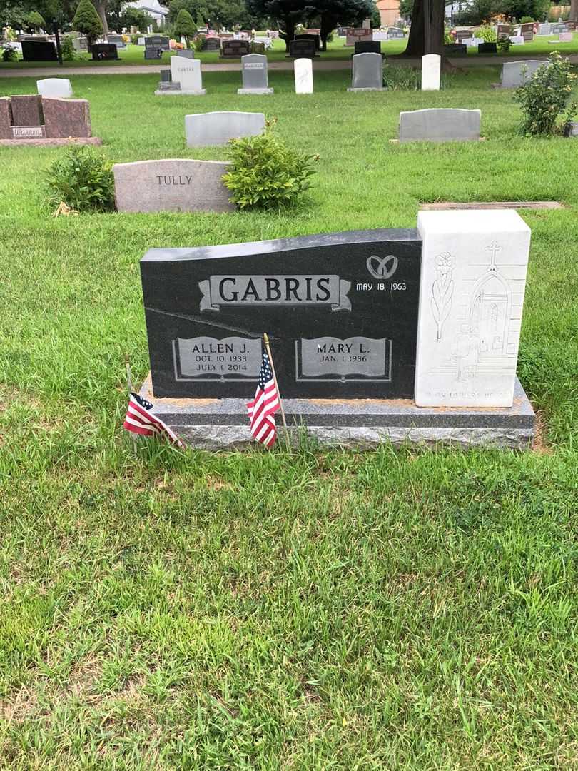 Allen Jay Gabris's grave. Photo 2