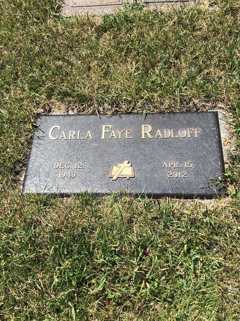 Carla Faye Radloff's grave. Photo 7