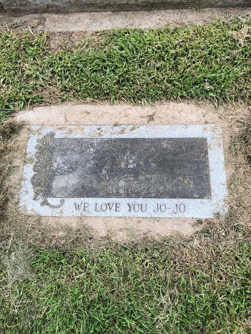 Joseph Anthony Salas's grave. Photo 5