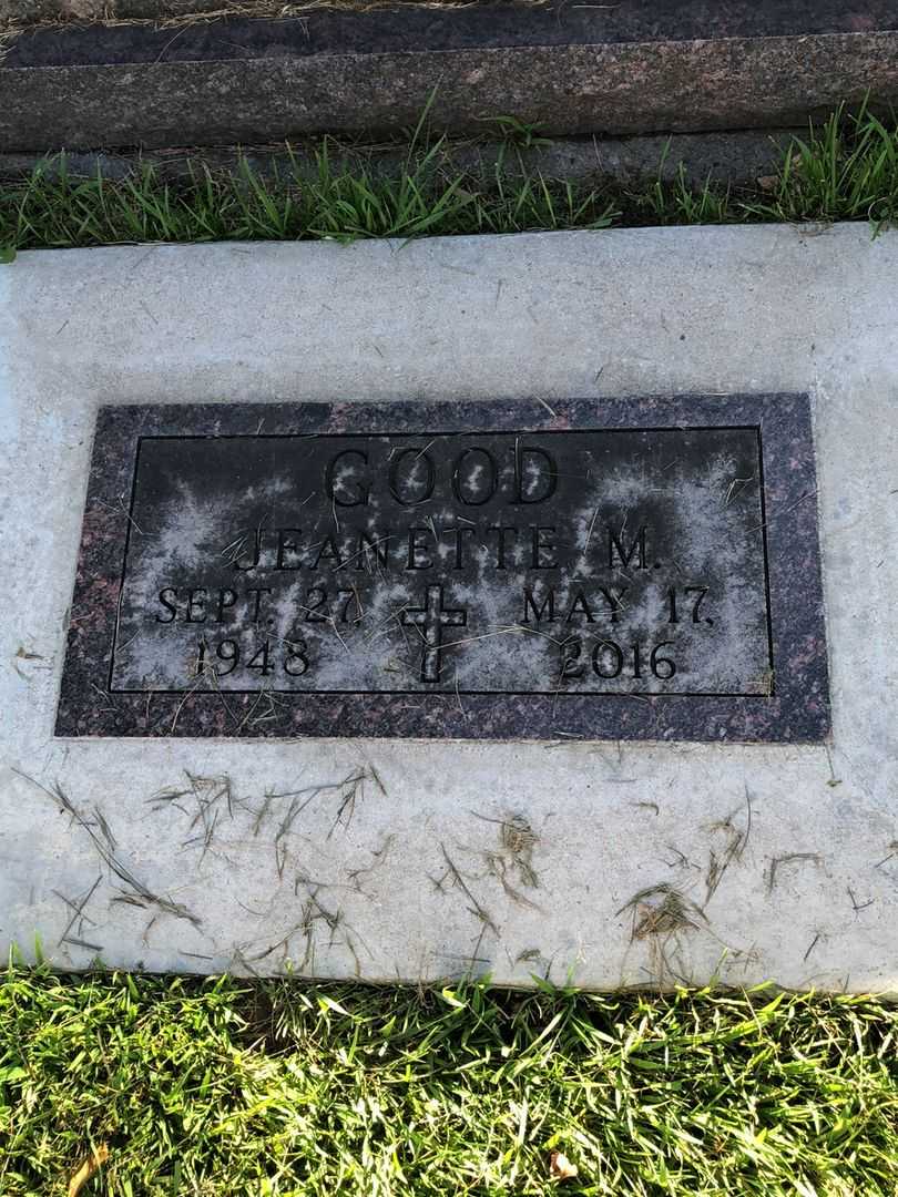 Marjorie A. Illingworth's grave. Photo 4