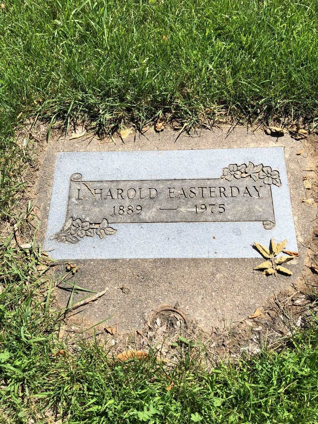 L. Harold Easterday's grave. Photo 3