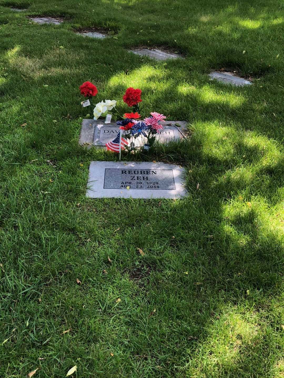 David Alan Zeh's grave. Photo 4