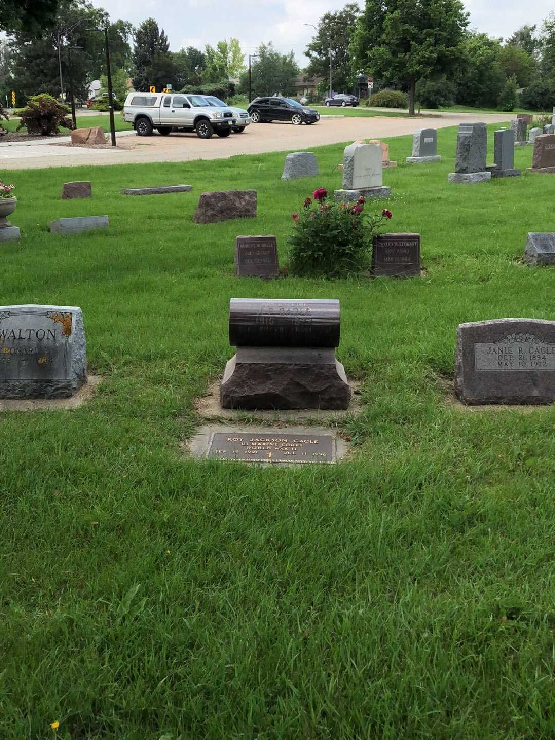 J. P. Cagle's grave. Photo 2