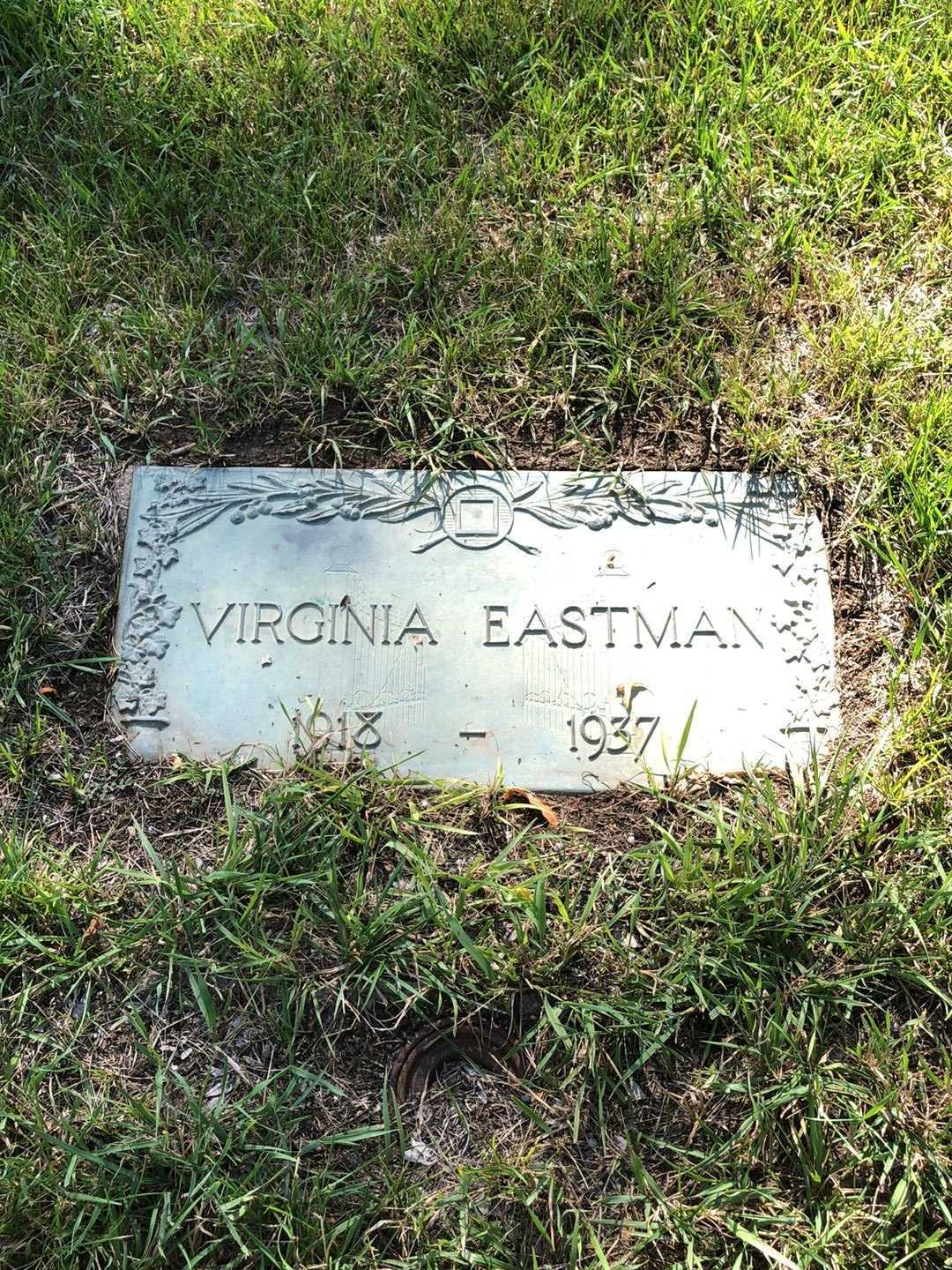 Virginia C. Eastman's grave. Photo 1