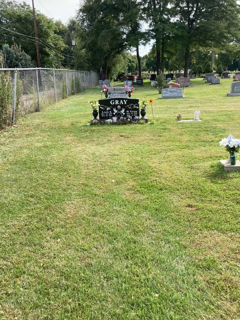 Norma Valdez's grave. Photo 1